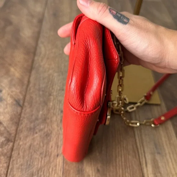 Tory Burch Amanda Mini Crossbody Bag Pebble‎ Leather Red Authentic